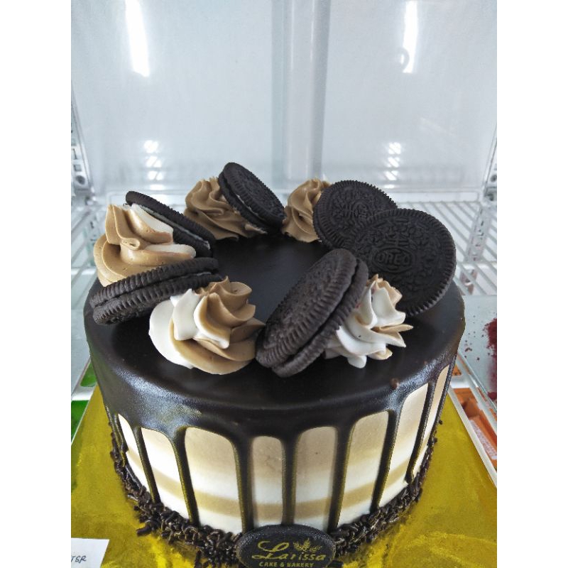 

NOB Black Forest cake sircok rodeo - kue ulang tahun black Forest - cake ultah larissa bakery - kue