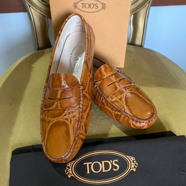 authentic tod’s shoes 37