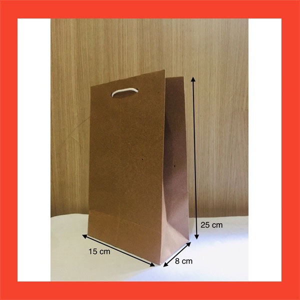 

Paperbag wafer coklat polos size 15 x 8 x 25 (PxLxT)