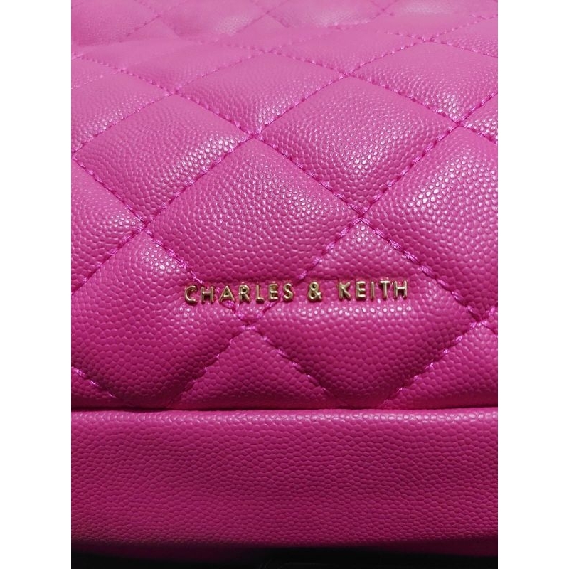 [preloved] Tas wanita, CHARLES & KEITH PINK HAND BAG, shoulder bag