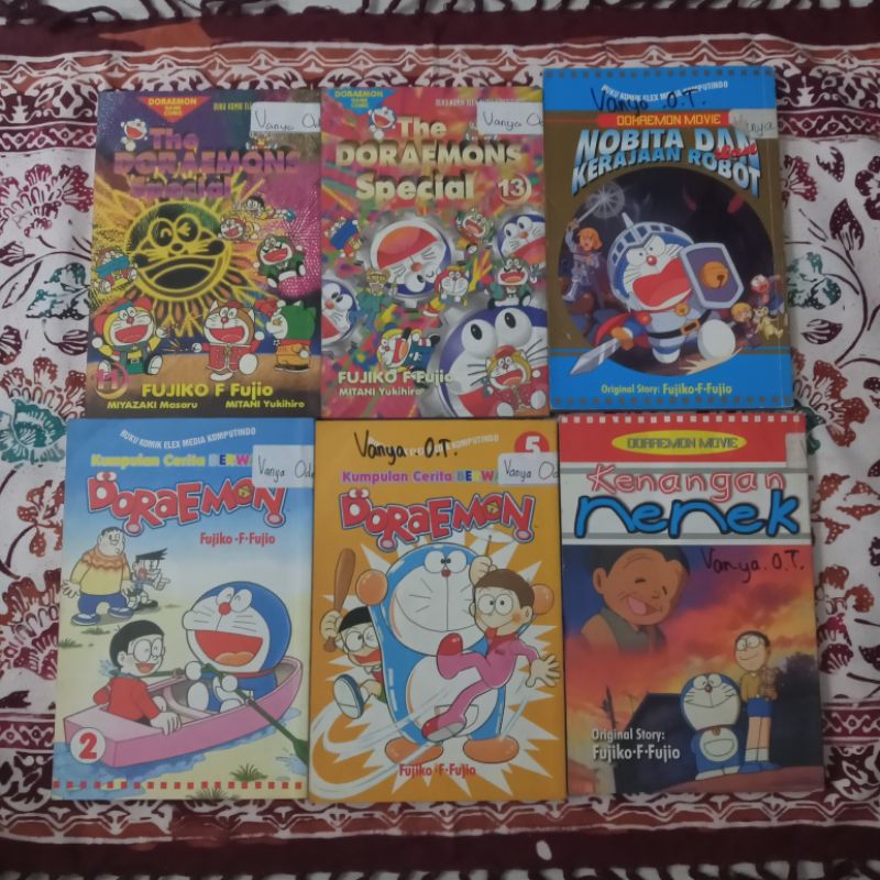 Paket Komik Doraemon Detektif Conan Miiko