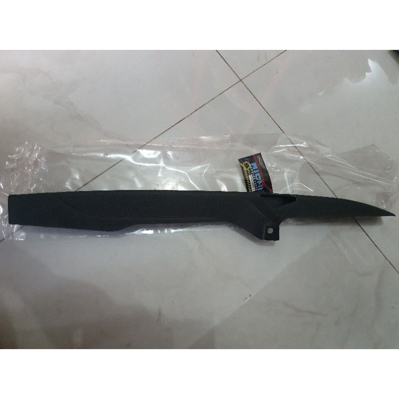 TUTUP RANTAI MOTOR REVO ABSOLUTE PLASTIK HITAM