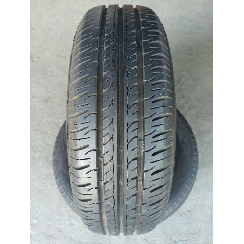 Ban second ban bekas mobil 175/65 R14 brio ayla agya calya sigra dll