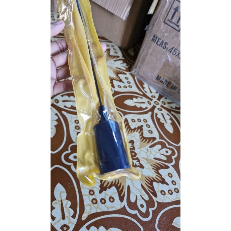antena  Orari mobil warna hitam