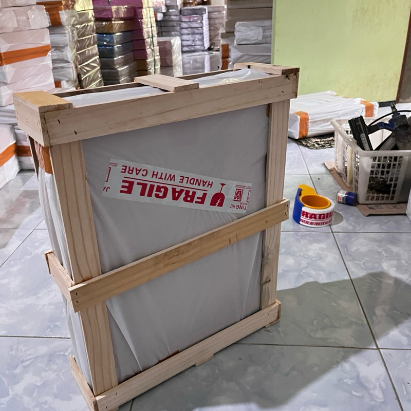 

Tambahan Packing Palet Kayu Agar Aman