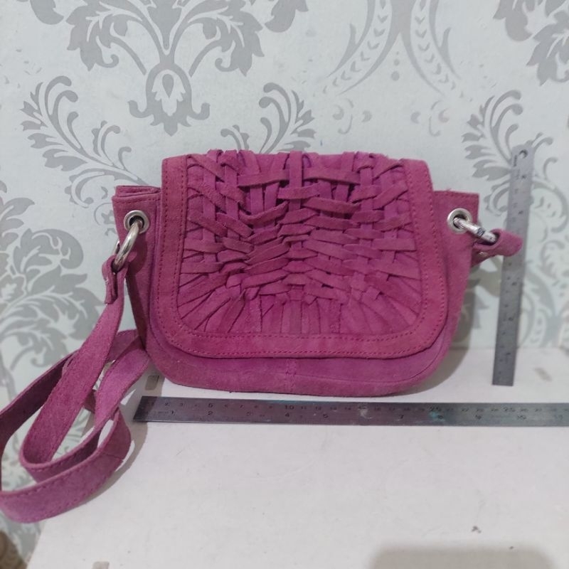 Tas selempang kecil zara preloved