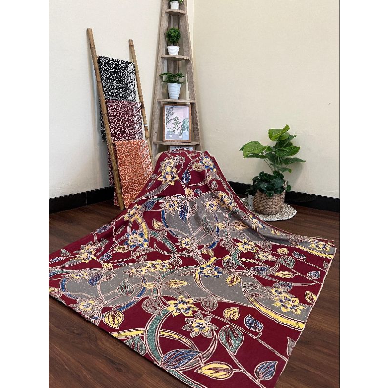 Kain Batik Solo Katun printing motif ecoprint merah ati dan hitam