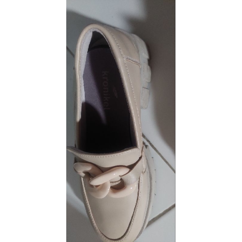 Preloved Kronikel Agatha Chunky