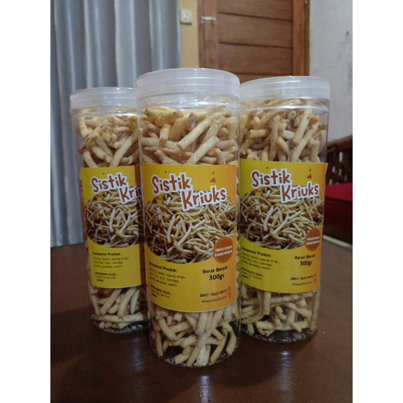 

sistik kriuks kemasan toples