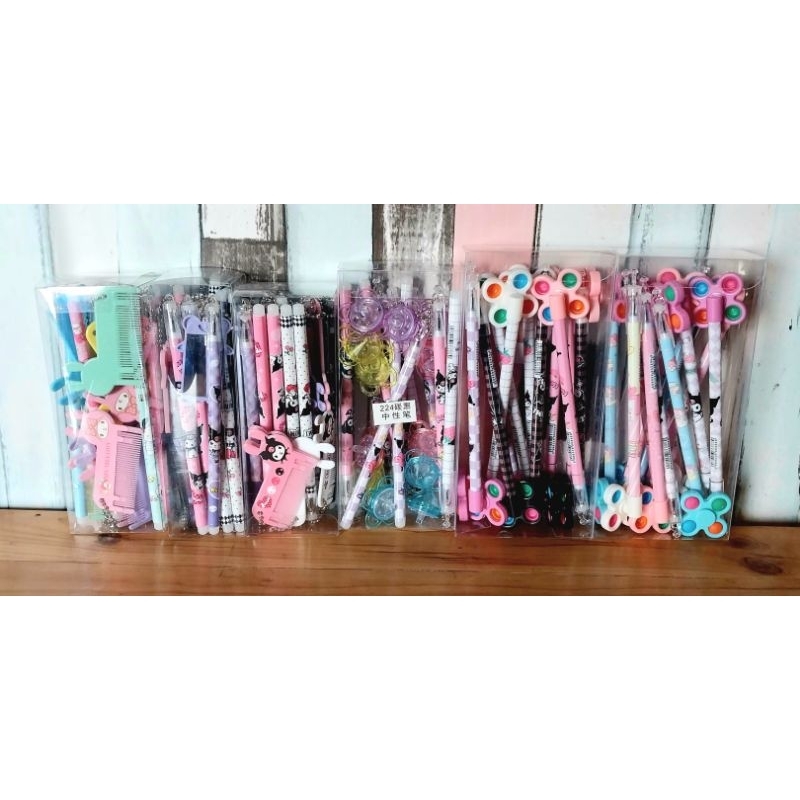 

BOLPEN GEL FANCY + GANTUNGAN KUNCI / 1 PACK ISI 12 PCS