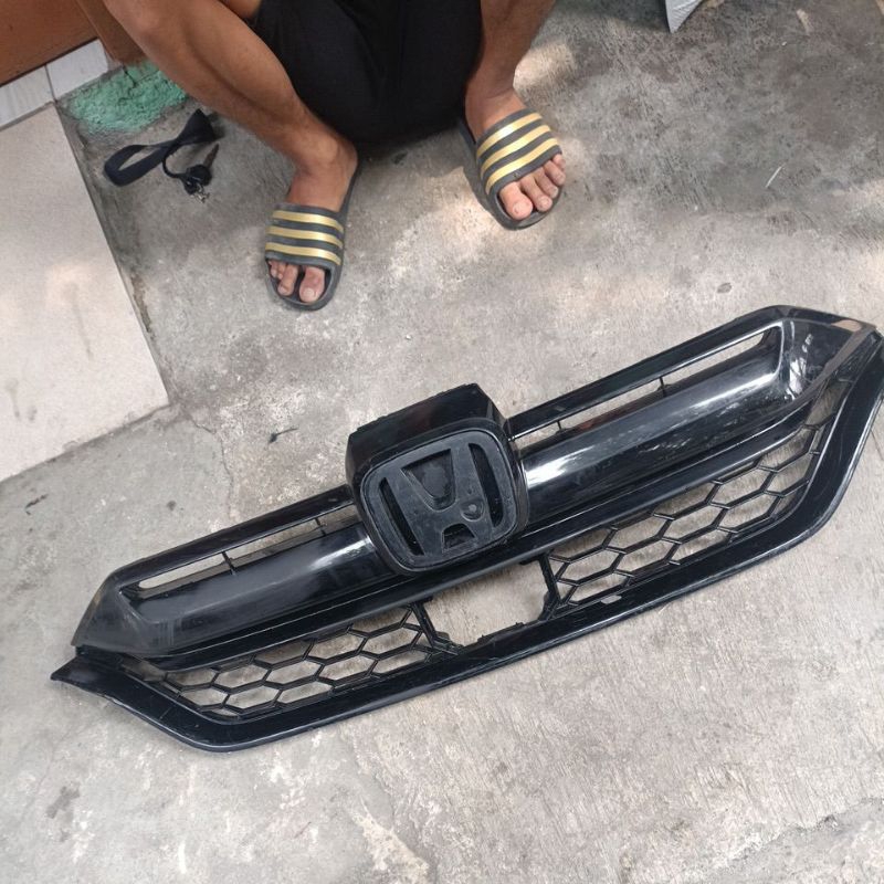 grill gril honda crv turbo prestige 2023 original second