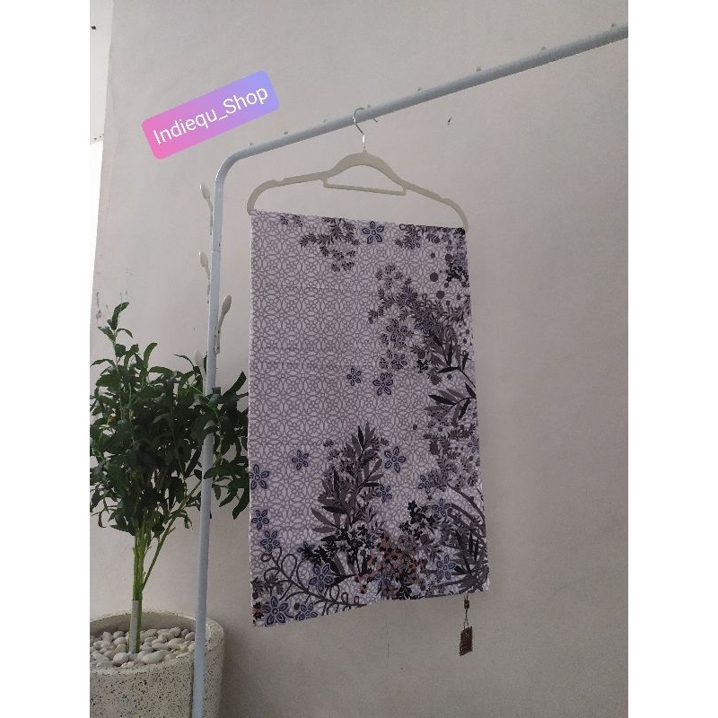 Umama Scarf Hijab Segi Empat || Kerudung Segi Empat