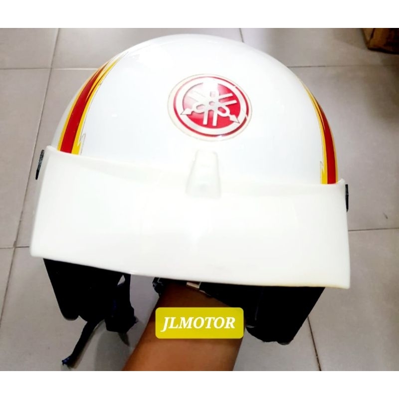 HELM JADUL LAWAS NOS YAMAHA TYPE HITAM DAN PUTIH