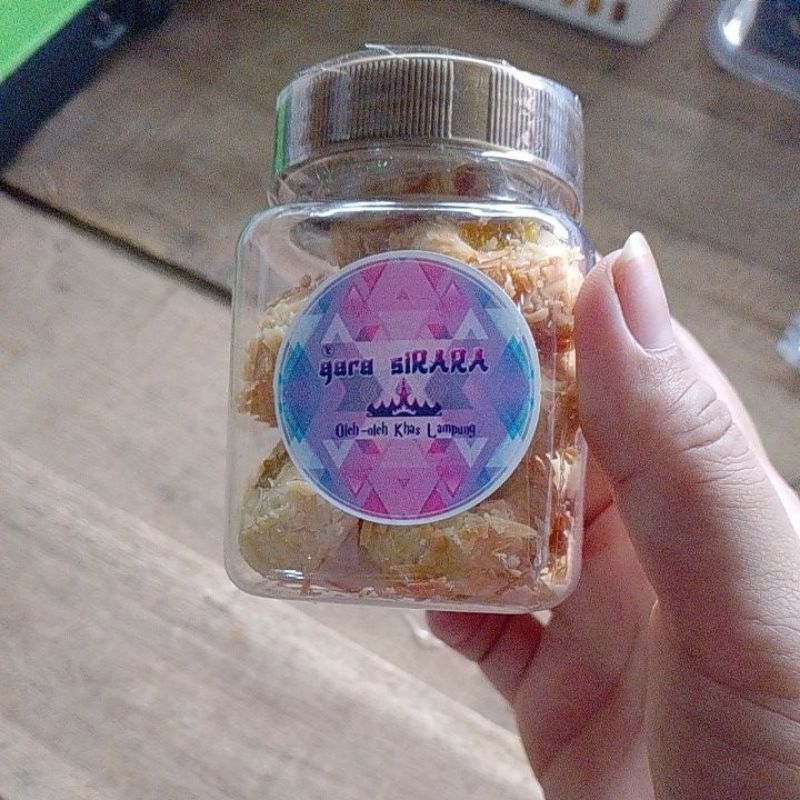 

Kue Kering Keju Nanas 130gr Toples Kecil