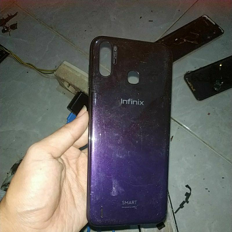 BACKDOOR BEKAS INFINIX SMART 4 TOMBOL KOMPLIT MINUS BAWAHAN