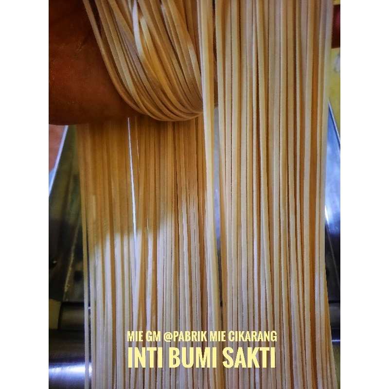 

MIE GM Lurus Tipis - Premium - Telur Ayam - spesial untuk Mie Ayam, Ramen, Mie Jebew, Mie Goreng,