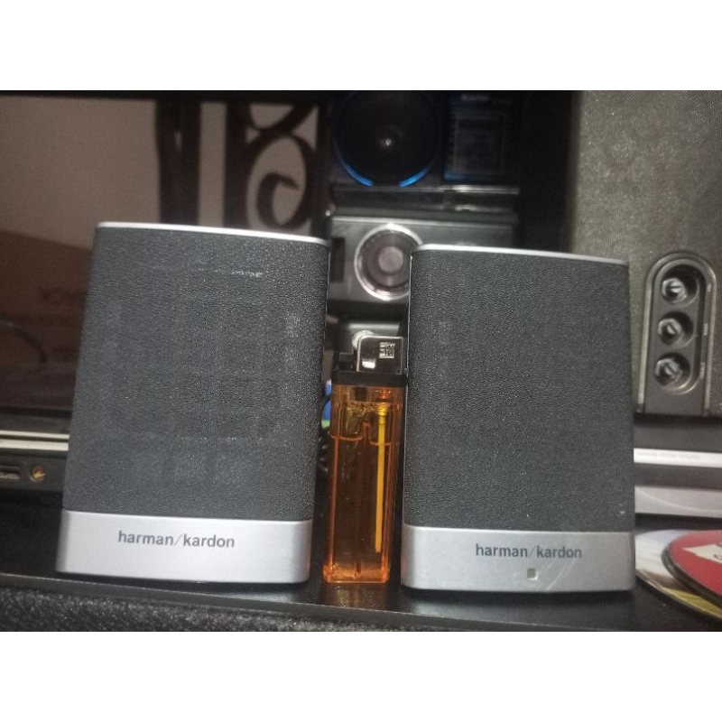 Speaker aktif second merk Harman Kardon kondisi normal segel ORI