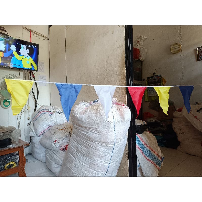 Bendera Indonesia Merah Putih Segitiga Dan Warna Segitiga 4 m