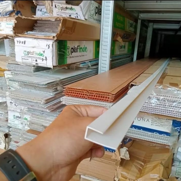 Profil PVC Polos Serbaguna untuk List Plafon, Tutup Sambungan, dan Drop Ceiling Panjang 4 Meter