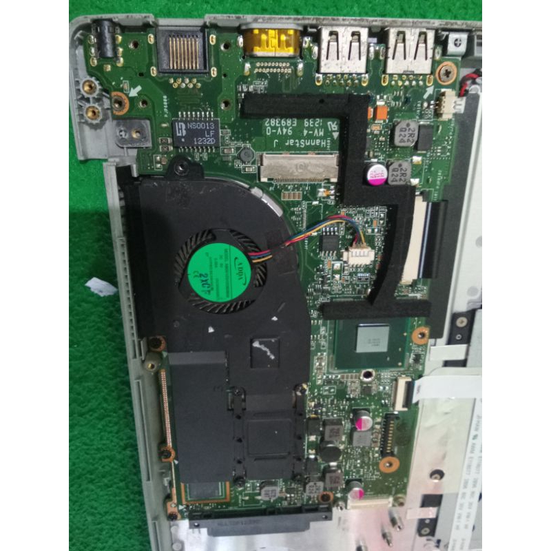 mesin motherboard asus x201e hidup