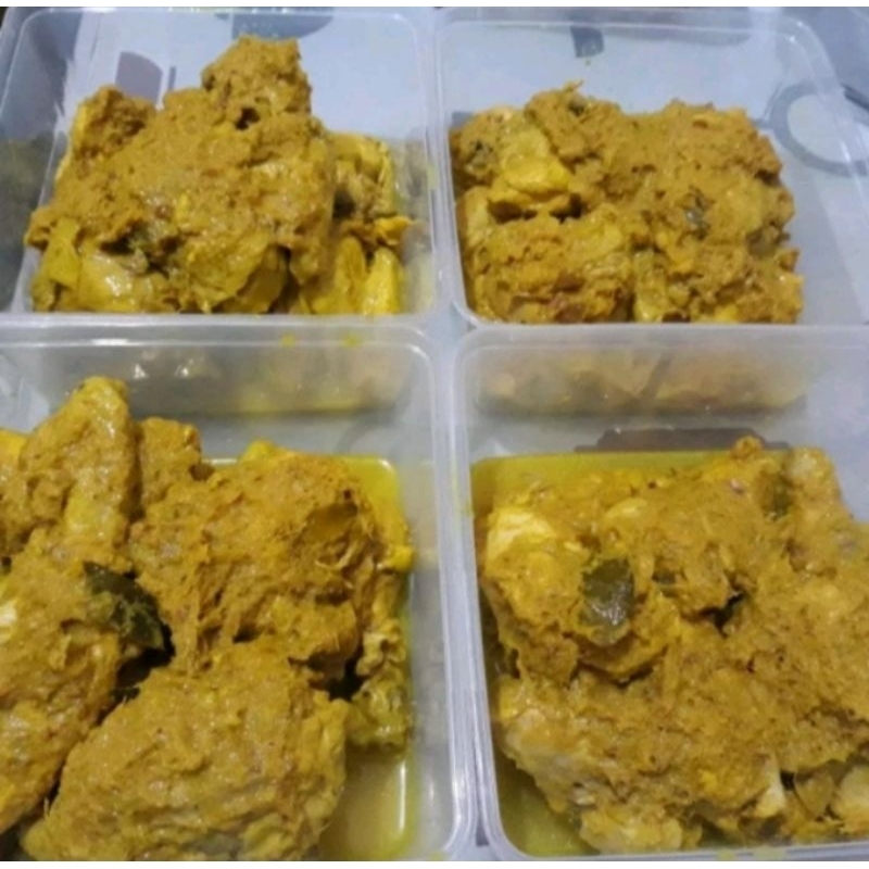 

1ekor ayam ungkep berat kurleb 900gr-1000gr ( potong 8 dan potong 10)