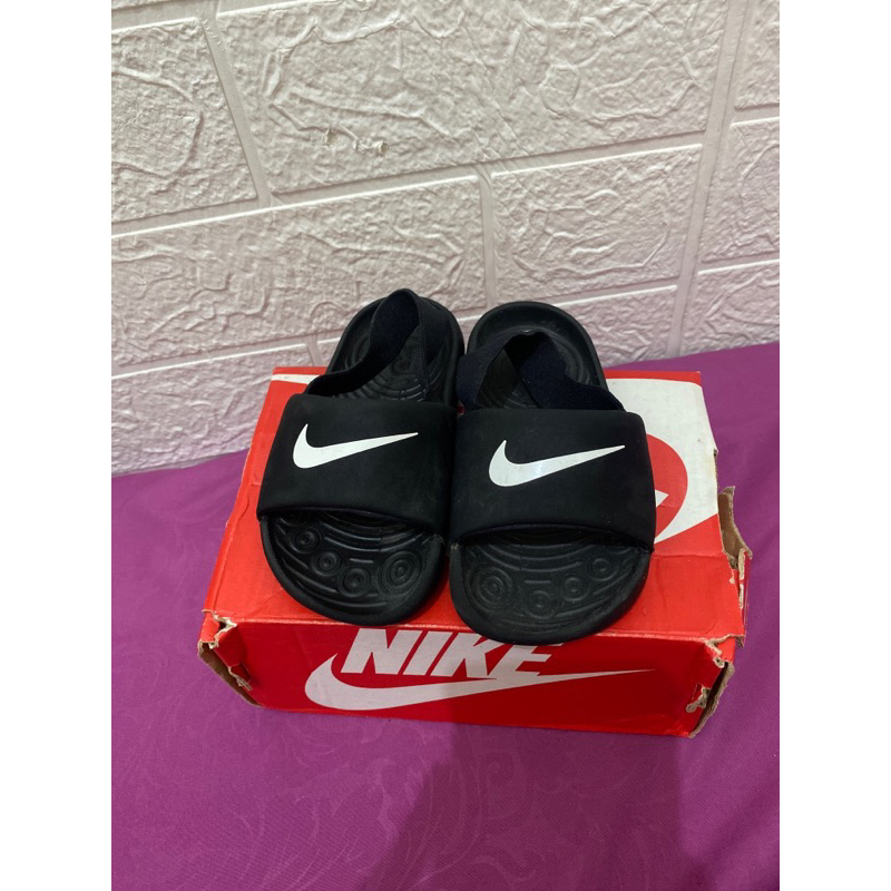 preloved nike kawa slide