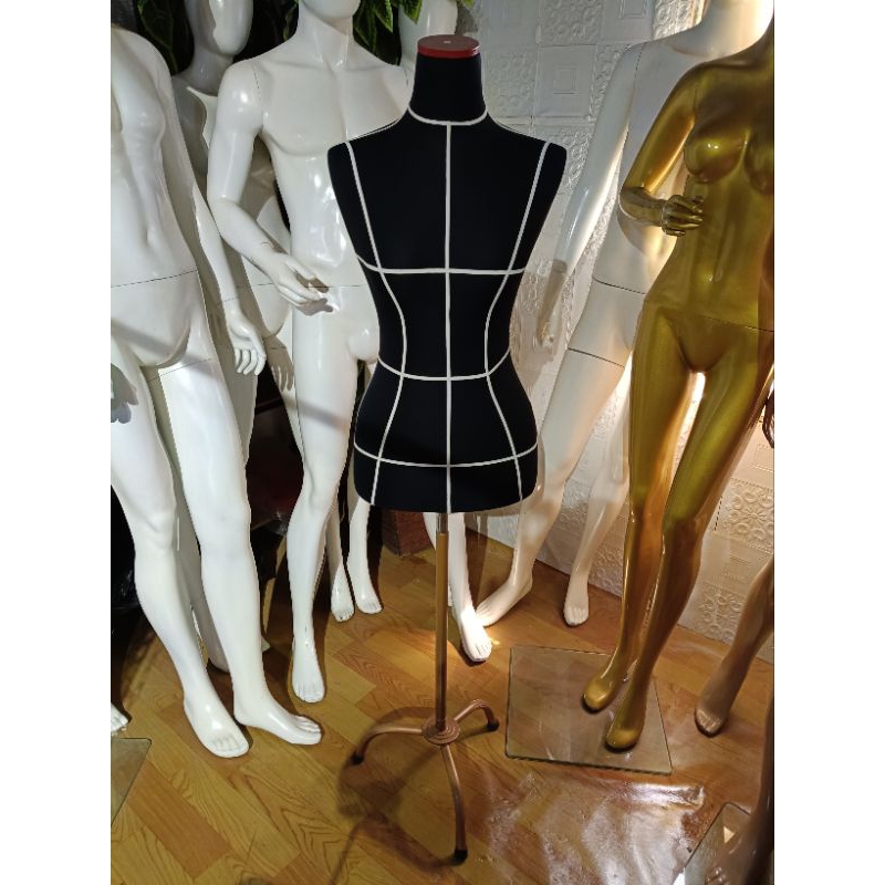 dm foam//patung dm garis garis// dm kaki besi// dm foam hitam