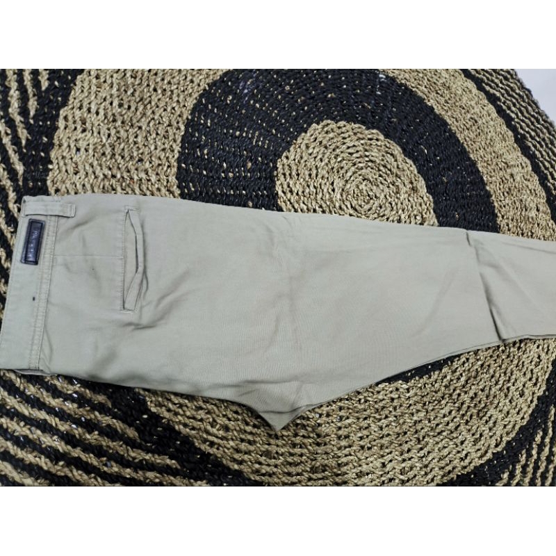 celana Chino Details