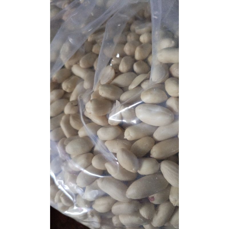 

kacang kupas siap goreng