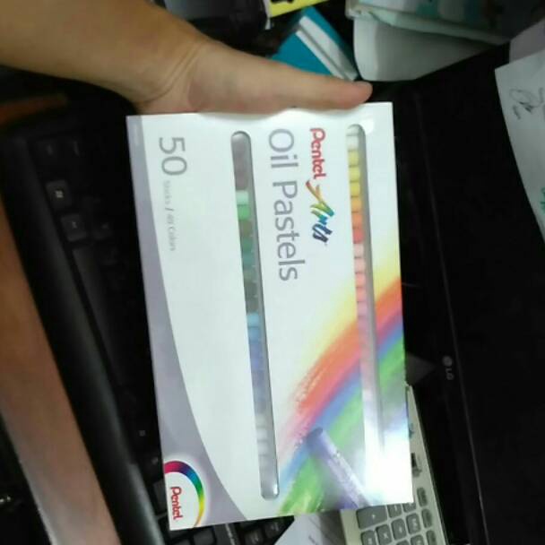 

KODE W98Z Pentel 5 warna krayon