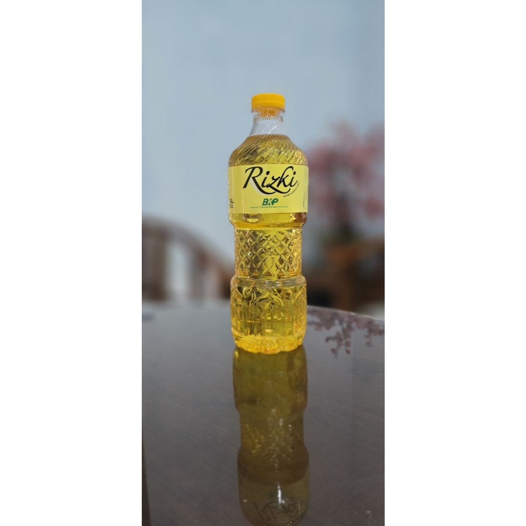 

[ 850ML ] MINYAK GORENG RIZKY / RIZKI BOTOL