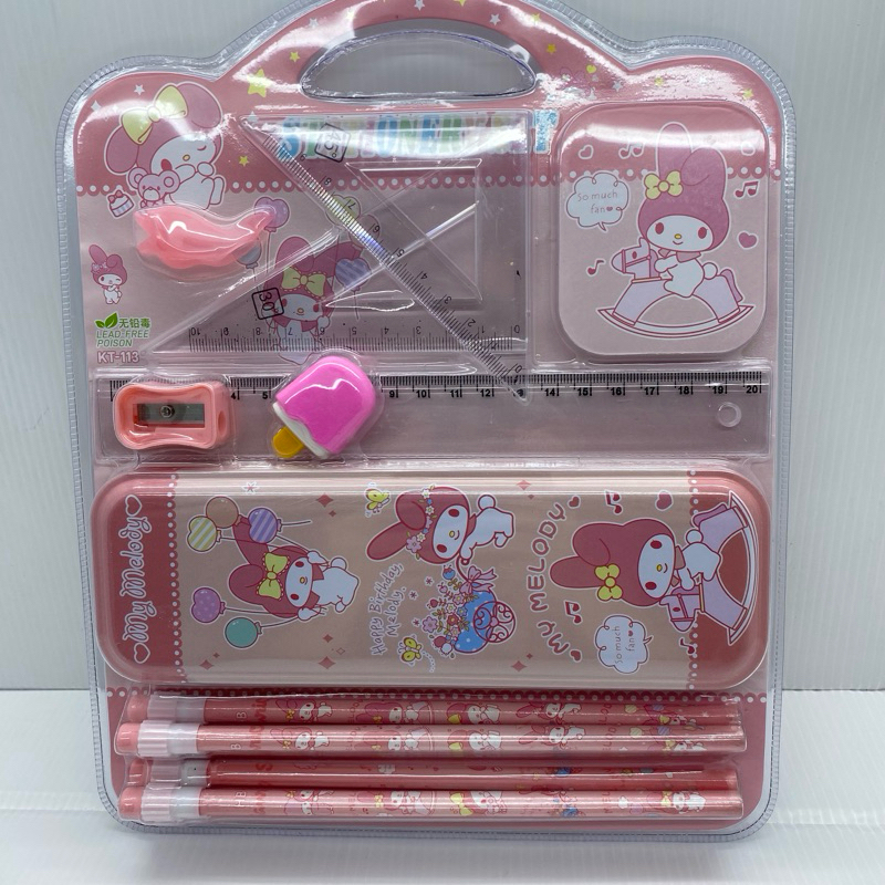 

Kotak Pensil Anak Set 7 in 1 Stationery Untuk Hadiah / Alat Tulis Set Kotak Pensil Karakter Kuromi Melody Cinnamoroll Pompurin / ATK / Alat Tulis Anak sekolah Sanrio Lucu / Stationary Aesthetic / kado ulang tahun anak