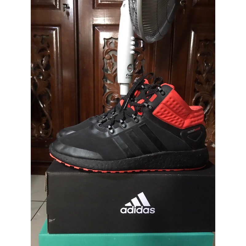sepatu adidas rocket boots