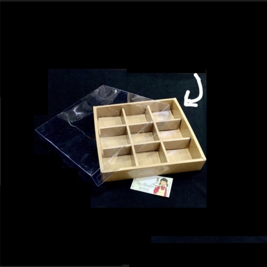 

(5 Pcs) Kotak Lapis Legit Box Brownies Potong Dus Mika Nastar Sekat 9 Coklat Polos Size 21x21x3 Cm