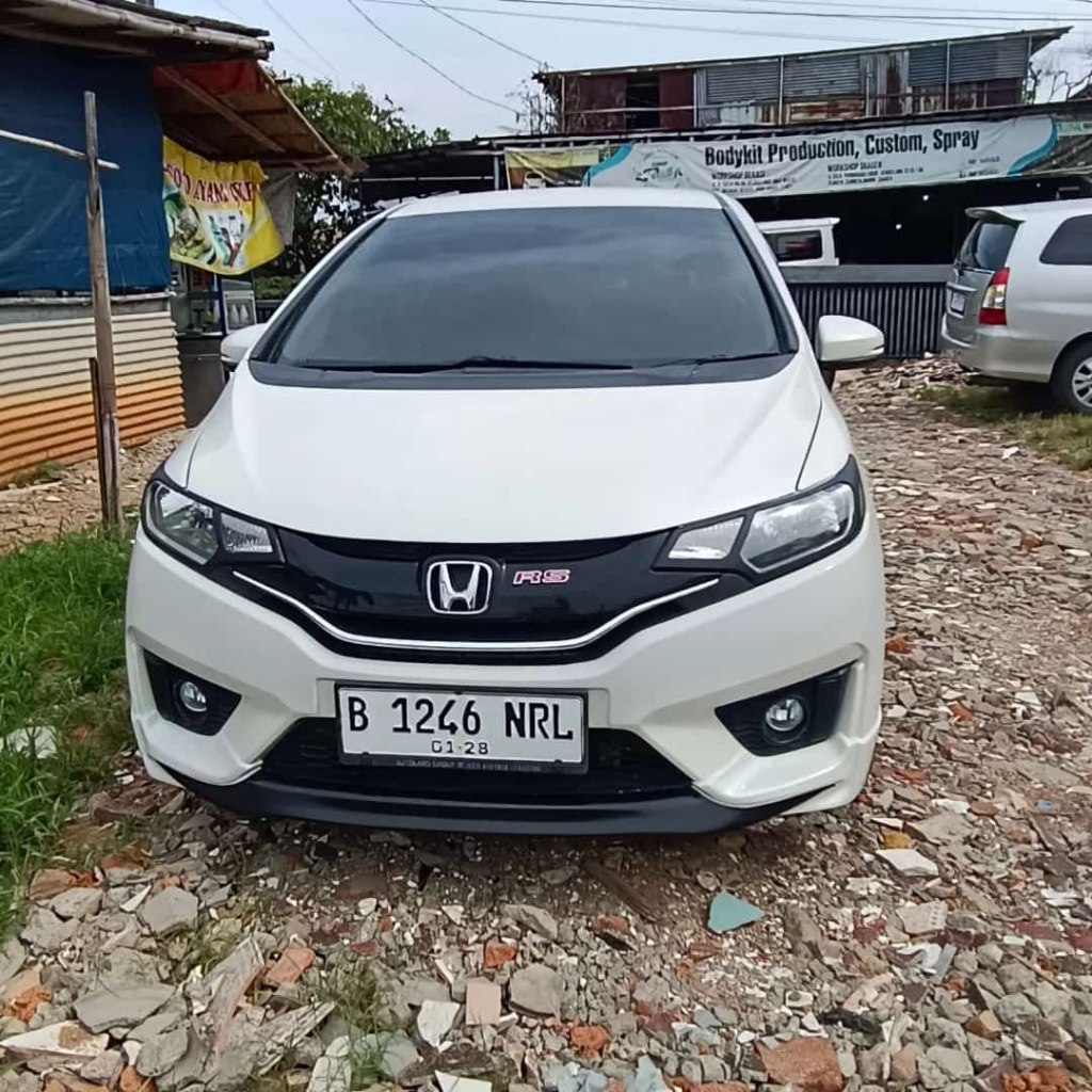 bodykit jazz gk5 2014 2015 2016 .2017 gk5