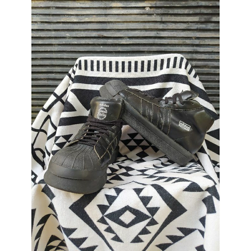 Sepatu adidas mastodon fullblack