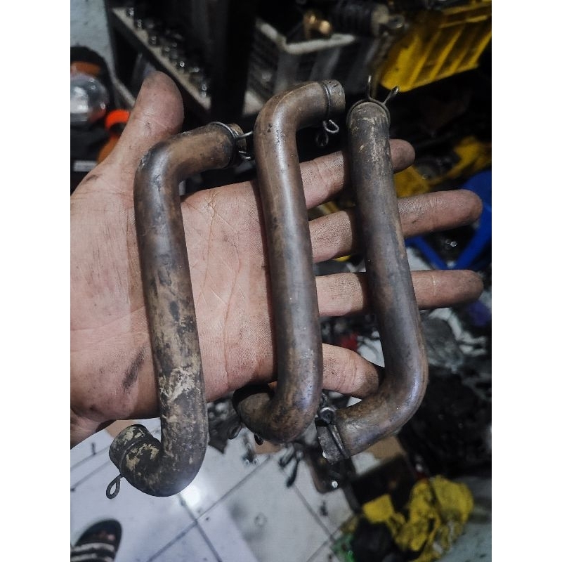 selang pembuangan hawa mesin tiger revo tilam 2000 original