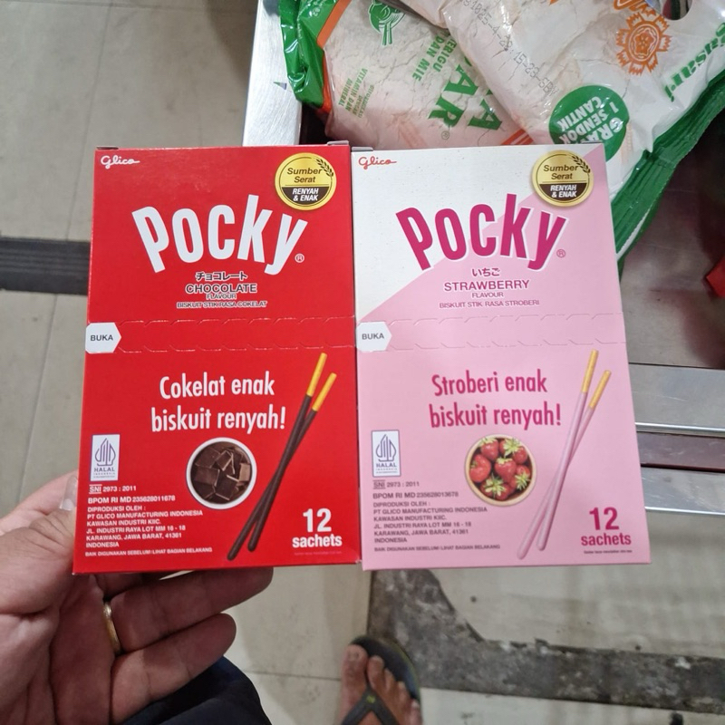 

Pocky 11/12gram x 12 sachet Box