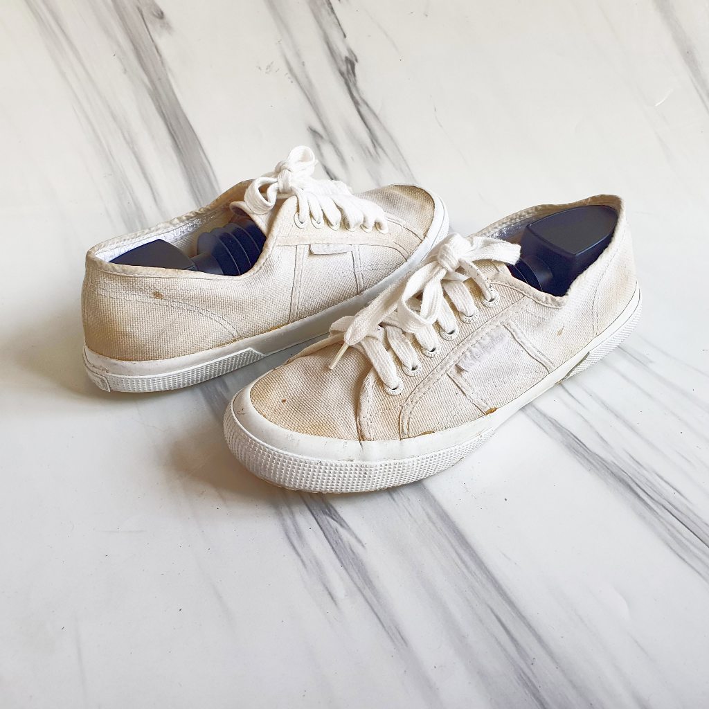 Sepatu Sneakers Merk Superga Original Size 41 sd 42 Scnd
