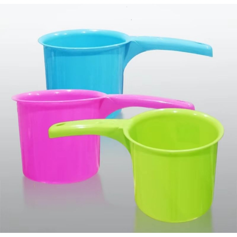 Gayung mandi pelastik tebal / Gayung mandi murah /Gayung mandi estetik