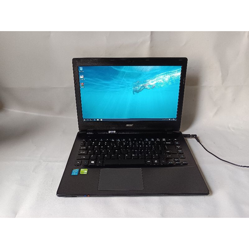 LAPTOP ACER ASPIRE SERIES RAM 4GB  CAMERA