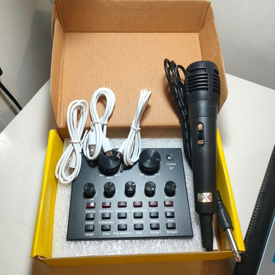 Paket Karaoke Mixer Audio Soundcard V8 Bluetooth Dan Mic