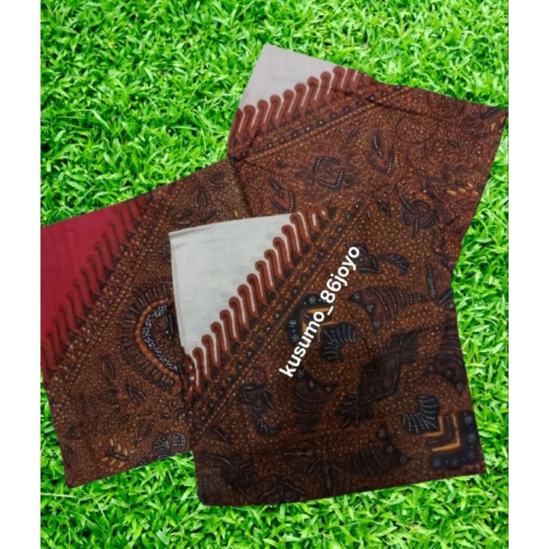 Udeng Ikat Kepala Batik Print Adat Jawa Segi Empat