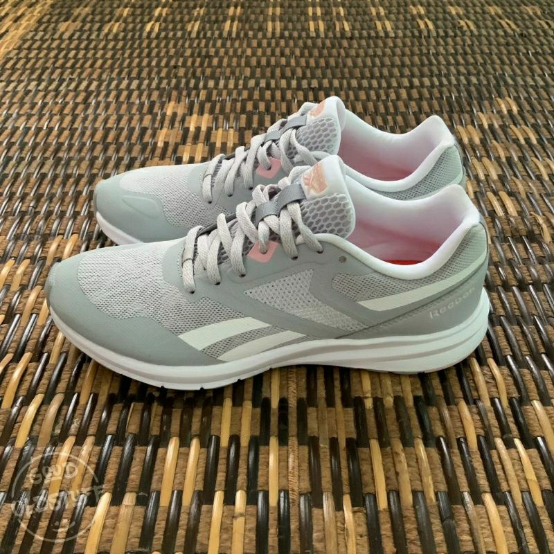 Preloved Rebook Running Shoes Women