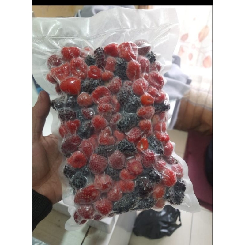 

buah Berry Mixberry beri berian 500gr (Frozen) || Stobeli Maniss