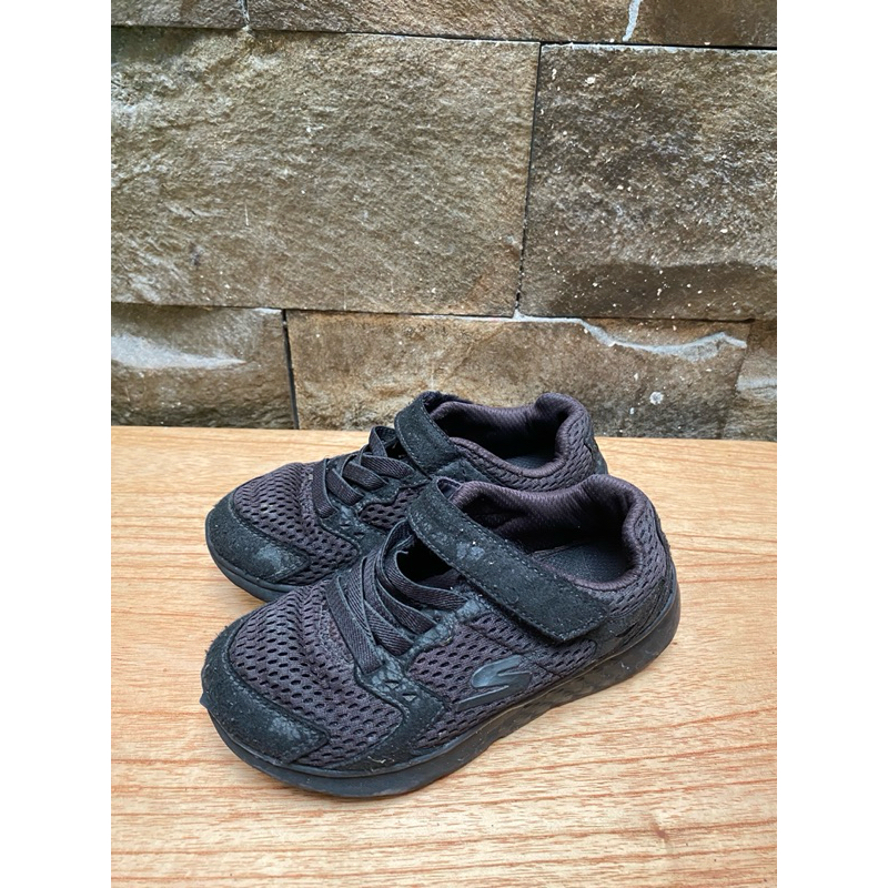 skechers hitam anak | sepatu sekolah anak preloved | skechers bekas