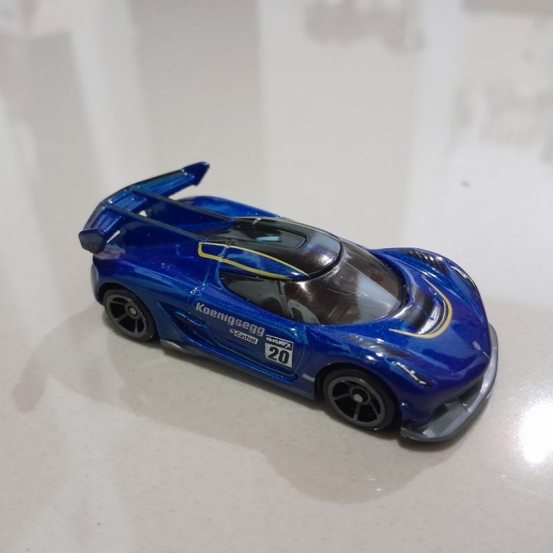 hot wheels racing circuit koenigsegg jesko