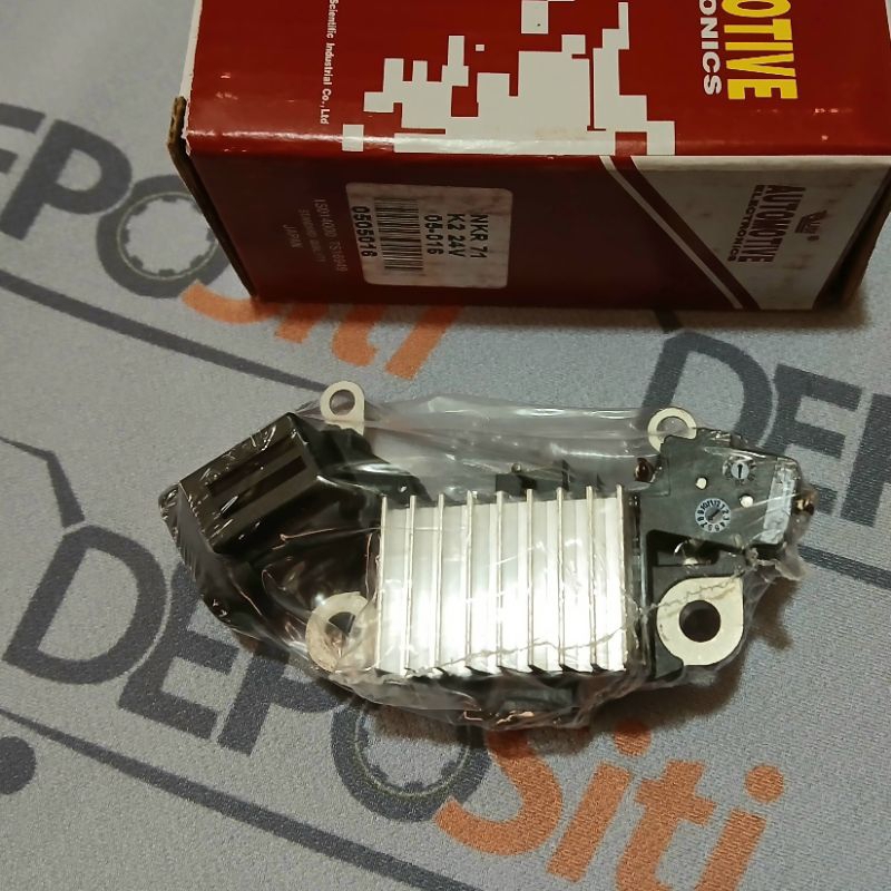 IC ALTERNATOR REGULATOR ELF NKR71 NKR 71 DINAMO CAS PENGISIAN