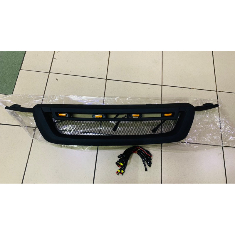 Grill crv 2003-2005 LED