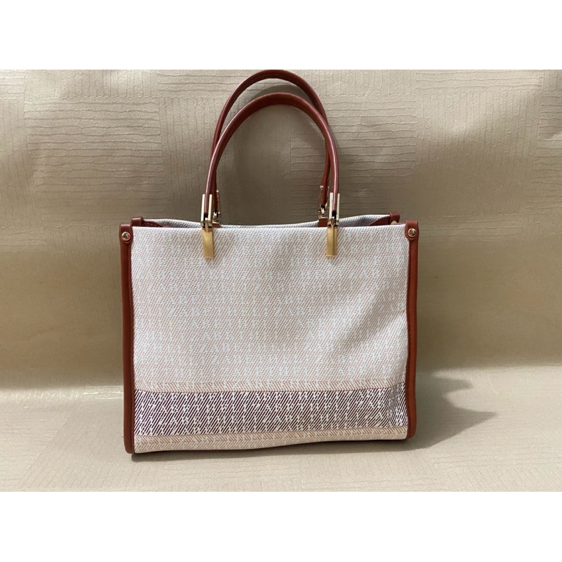 Preloved Elizabeth Bag